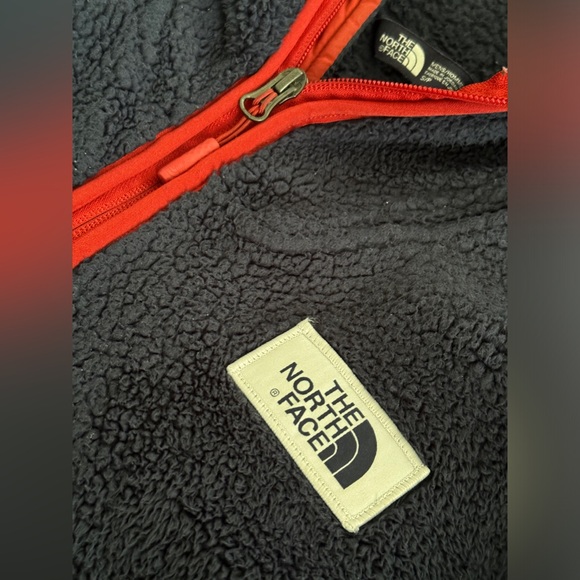 The North Face Campshire Fleece 1/2 zip Hoodie - Picture 2 of 5